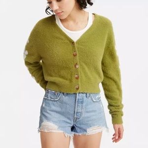 LEVIS RIPPED DENIM SHORTS